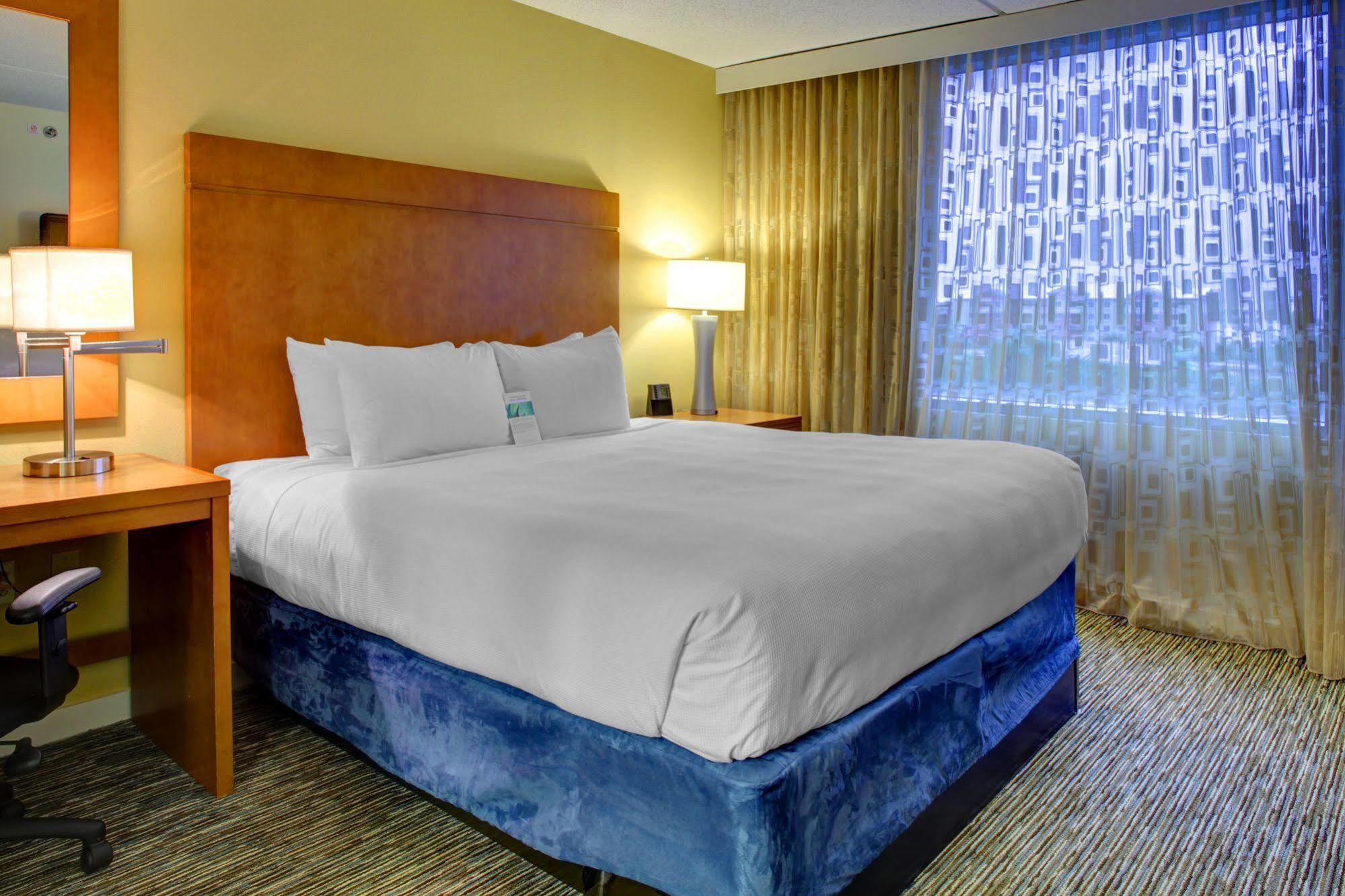 Hyatt House Fort Lauderdale Airport/Cruise Port デイニア・ビーチ エクステリア 写真