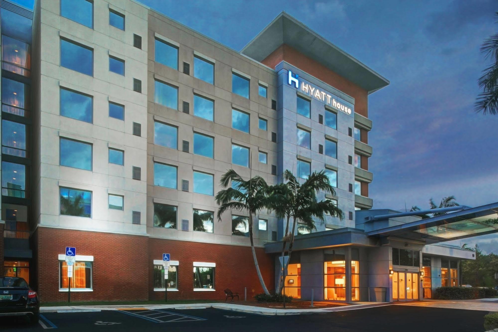 Hyatt House Fort Lauderdale Airport/Cruise Port デイニア・ビーチ エクステリア 写真
